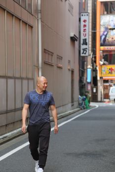 張自然
