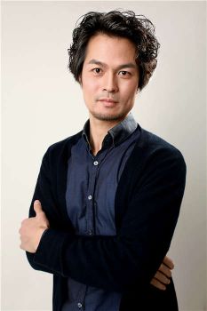 黃后欽