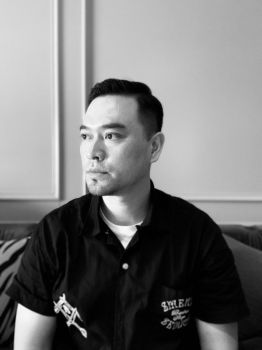 鄧浩男