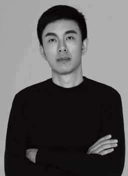 謝江明