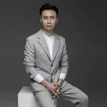 羅暉